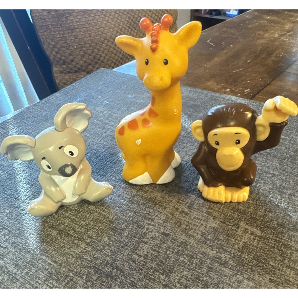 FISHER PRICE LITTLE PEOPLE ZOO ANIMALS Koala Giraffe Monkey